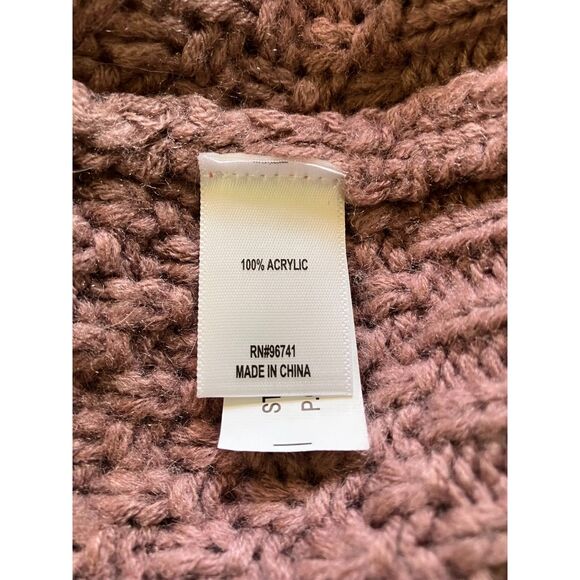 Oak & Trellis cable and loose knit v-neck sweater - Picture 4 of 8